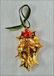 Real Leaf Ornaments | Gold Holly Leaf