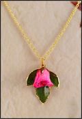 Natural Rose Necklace w/Three Leaves in Fuchsia