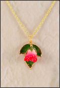 Natural Rose Necklace w/Three Leaves in White/Pink