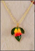Natural Rose Necklace w/Three Leaves in Yellow/Red