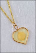 Heart Mirage Necklace with White Rose Petal