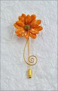 Daisy Stick Pin in Brown