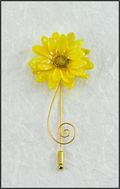 Daisy Stick Pin in Yellow