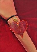 Beaded Cottonwood Napkin Holder/Wine Charm in Iridescent