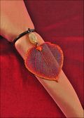 Beaded Aspen Napkin Holder/Wine Charm in Iridescent