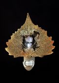Sweet Kisses Silhouette on Real 24K Gold Cottonwood Leaf Nightlight