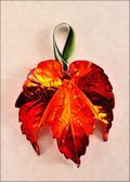 Grape Leaf Ornament - Iridescent*